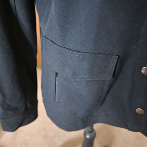 Chico's Black Snap Jersey Knit Shacket. Size 1. - Picture 6 of 8